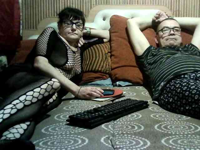 coupleofcoolx webcam