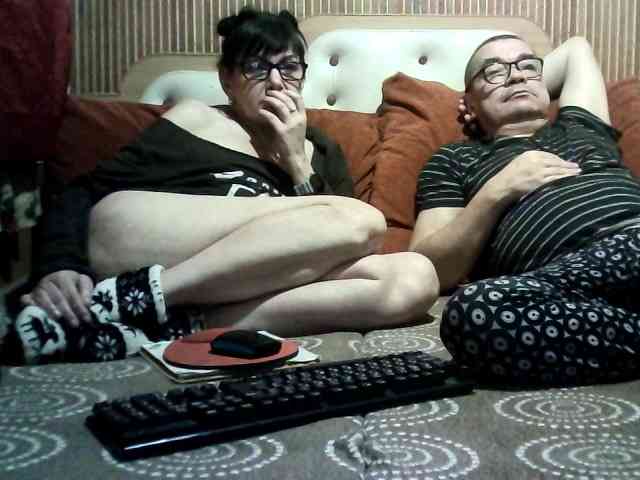 coupleofcoolx webcam