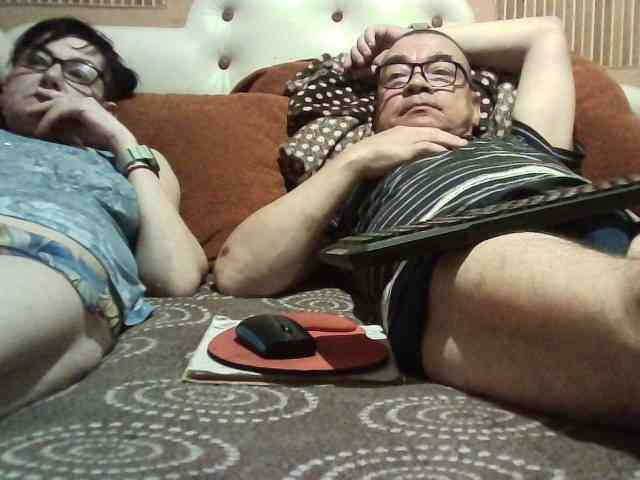 coupleofcoolx webcam