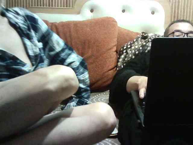 coupleofcoolx webcam