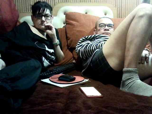 coupleofcoolx webcam