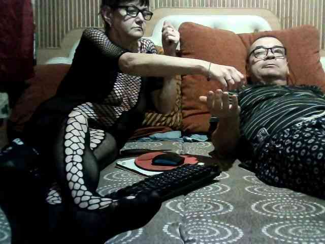 coupleofcoolx webcam
