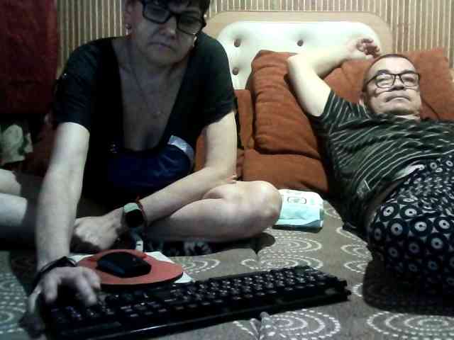 coupleofcoolx webcam