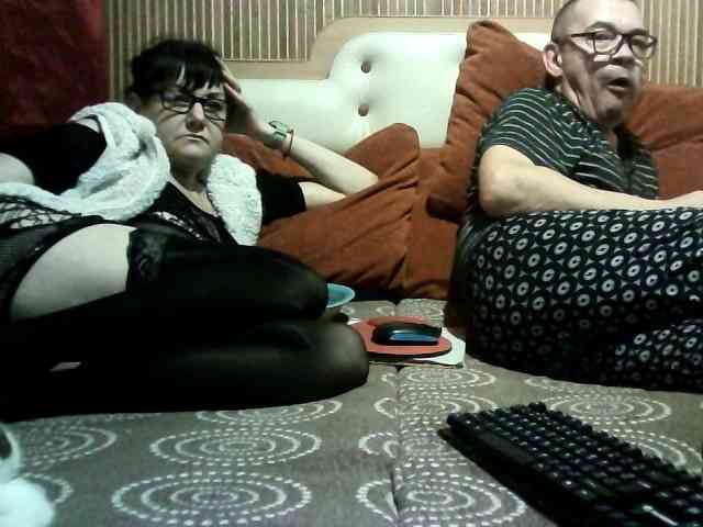 coupleofcoolx webcam