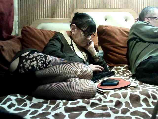 coupleofcoolx webcam