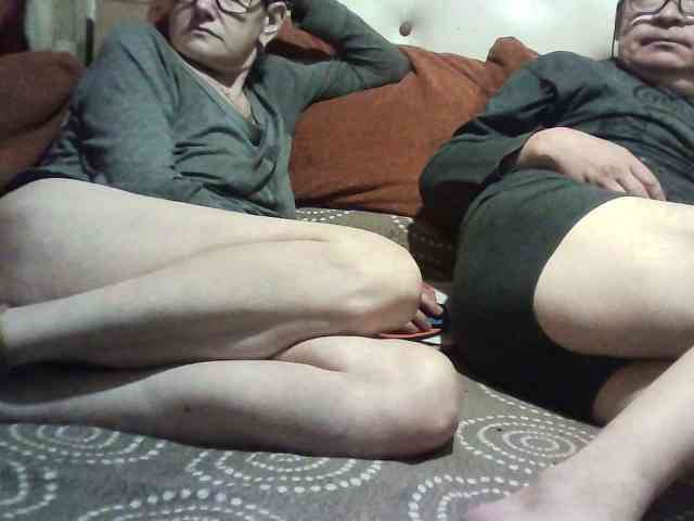 coupleofcoolx webcam