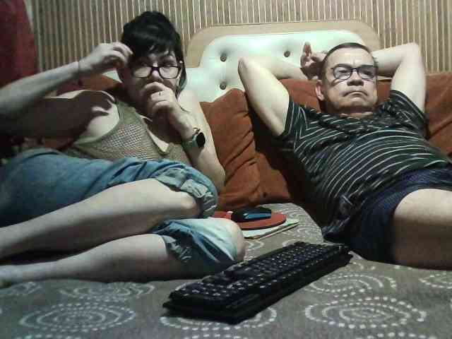 coupleofcoolx webcam