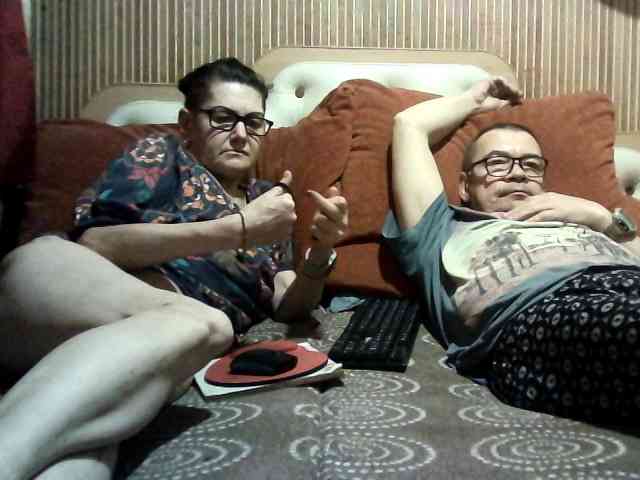 coupleofcoolx webcam