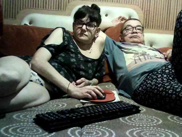 coupleofcoolx webcam