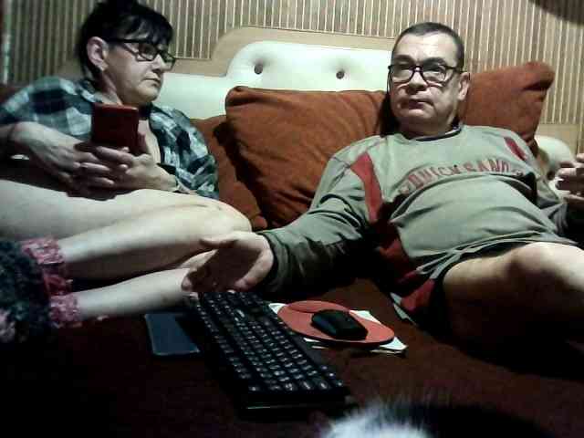 coupleofcoolx webcam