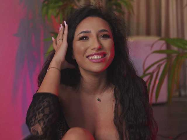 RamiraRowa's BongaCams show and profile