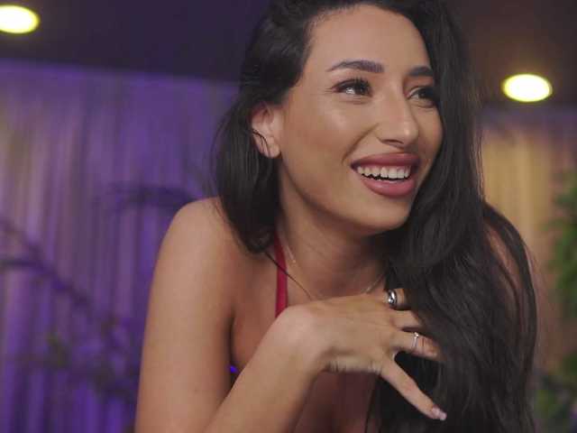 RamiraRowa's BongaCams show and profile