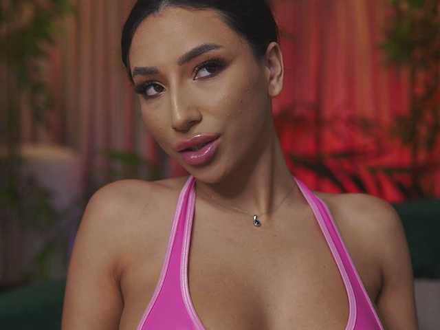 RamiraRowa's BongaCams show and profile