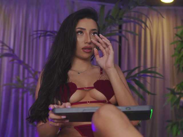 RamiraRowa's BongaCams show and profile