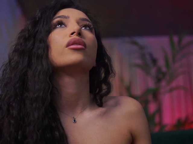 RamiraRowa's BongaCams show and profile