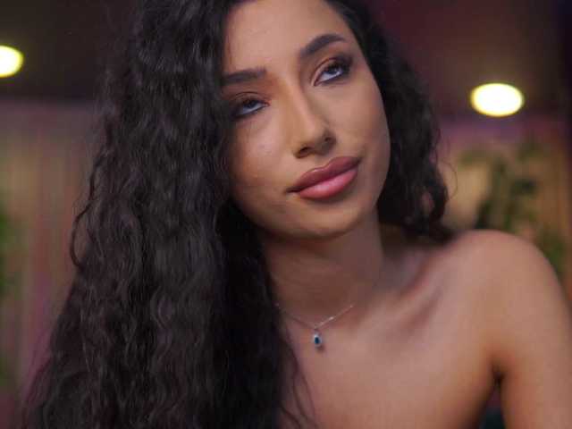 RamiraRowa's BongaCams show and profile