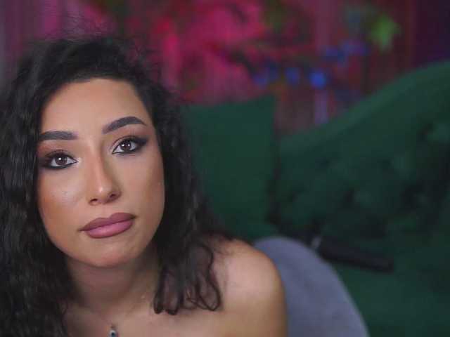 RamiraRowa's BongaCams show and profile