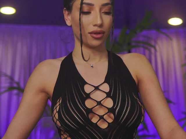 RamiraRowa's BongaCams show and profile