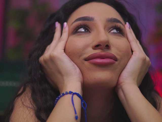 RamiraRowa's BongaCams show and profile