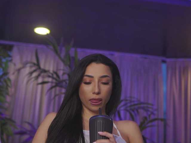 RamiraRowa's BongaCams show and profile