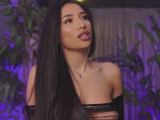 RamiraRowa's BongaCams show and profile