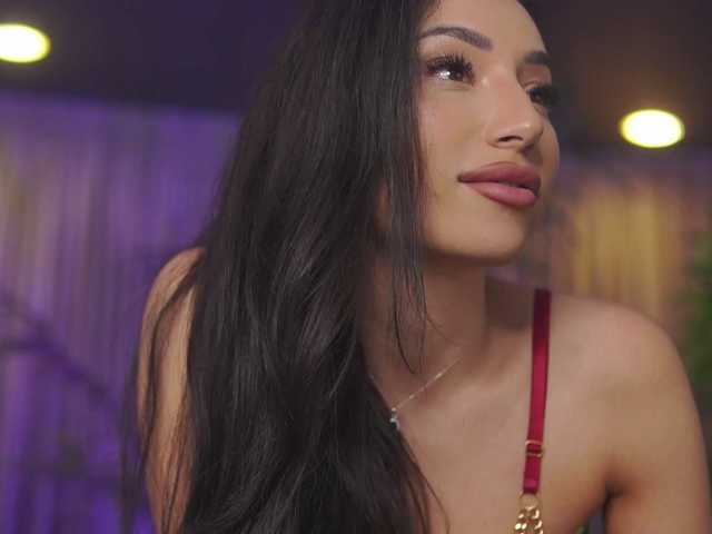 RamiraRowa's BongaCams show and profile