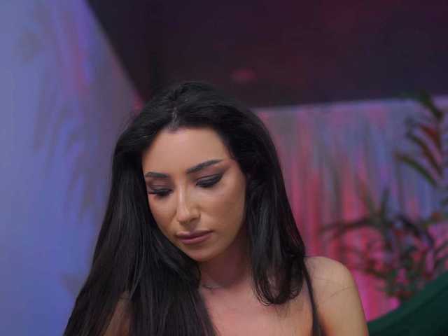 RamiraRowa's BongaCams show and profile