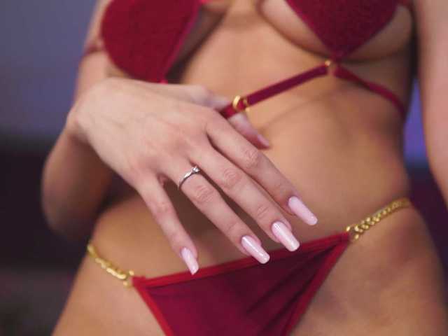 RamiraRowa's BongaCams show and profile