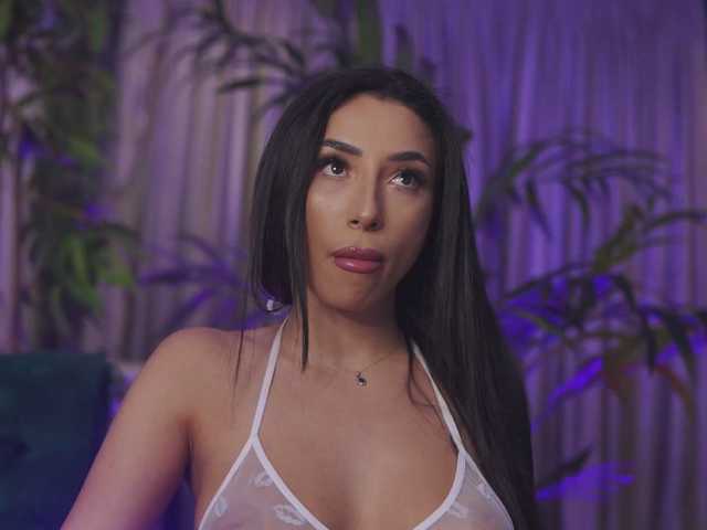 RamiraRowa's BongaCams show and profile