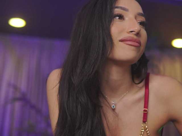 RamiraRowa's BongaCams show and profile