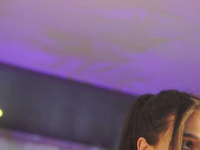 RamiraRowa's BongaCams show and profile