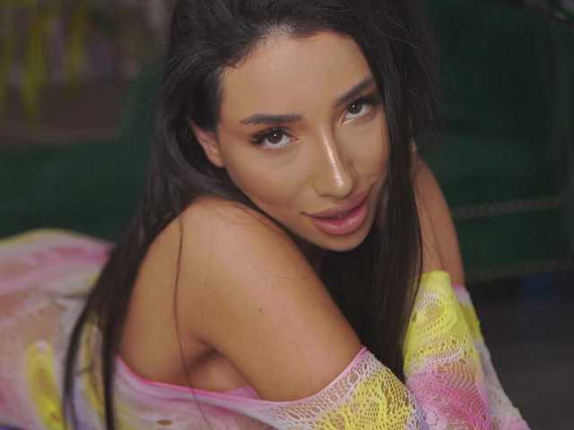 RamiraRowa's BongaCams show and profile