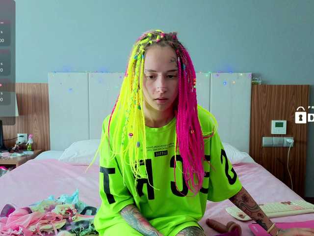 Anuskatz's BongaCams show and profile