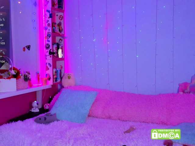 Anuskatz's BongaCams show and profile