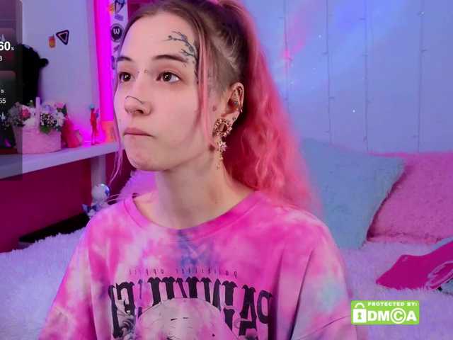 Anuskatz's BongaCams show and profile