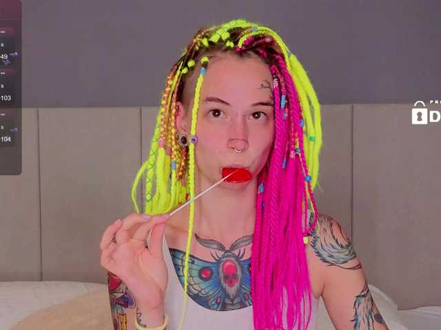 Anuskatz's BongaCams show and profile