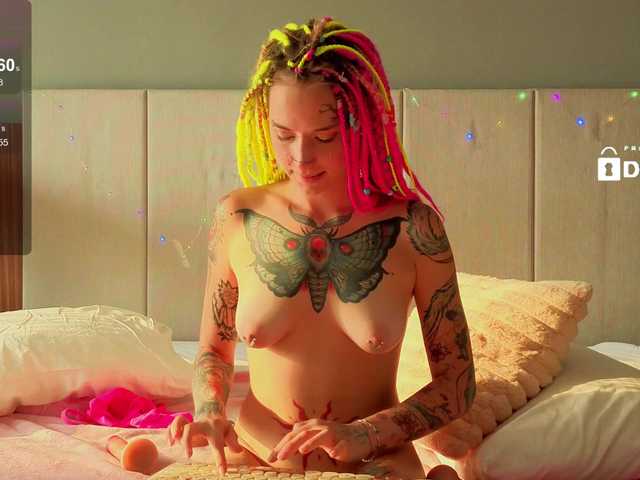 Anuskatz's BongaCams show and profile