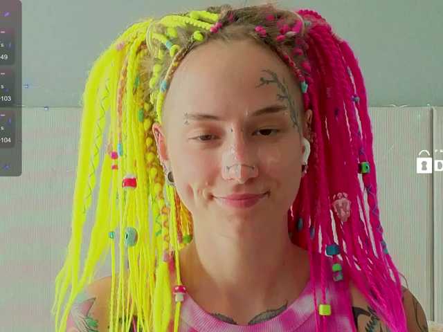 Anuskatz's BongaCams show and profile