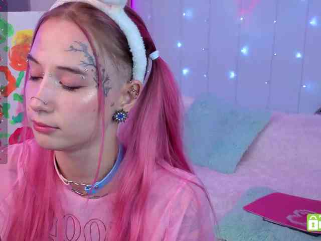 Ne_Sonia webcam