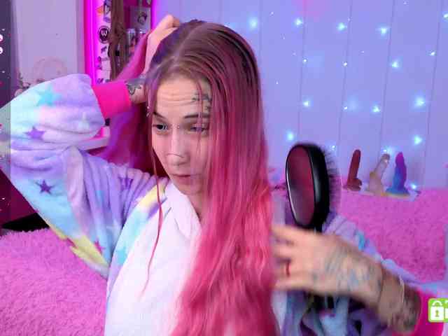 Ne_Sonia webcam