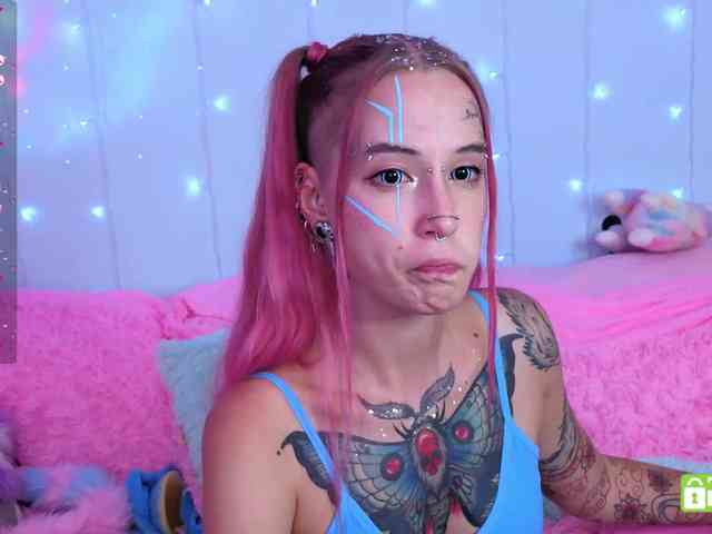 Ne_Sonia webcam