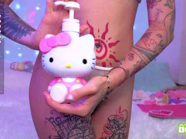 Ne_Sonia webcam