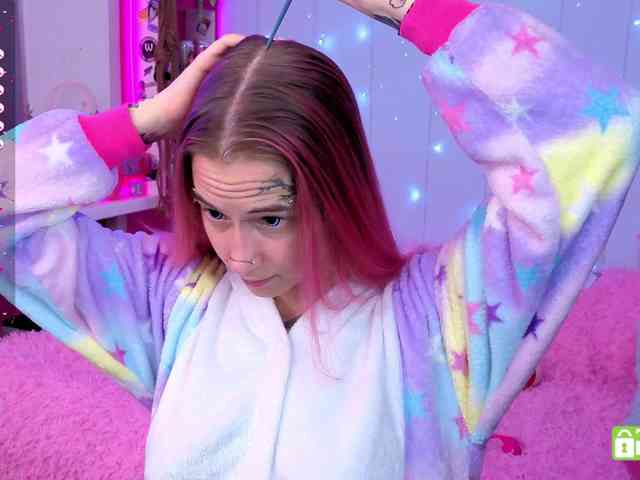 Ne_Sonia webcam