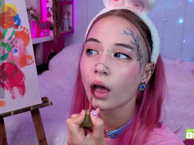 Ne_Sonia webcam