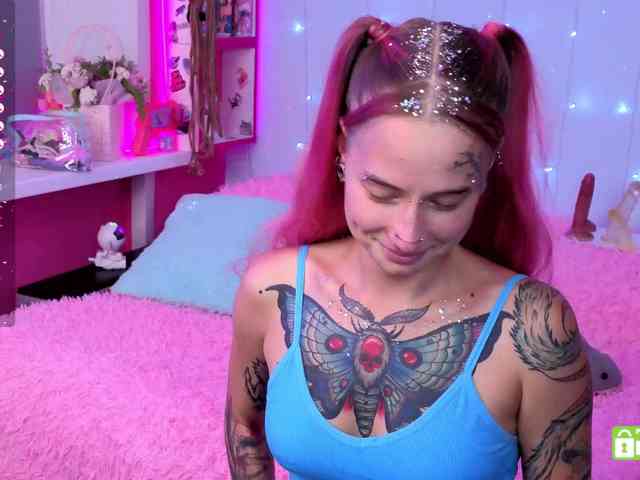 Ne_Sonia webcam