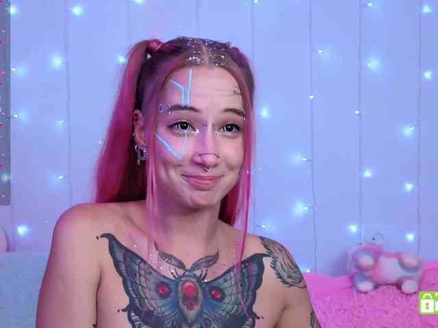 Ne_Sonia webcam