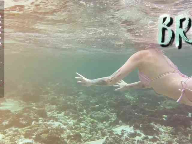 Ne_Sonia webcam