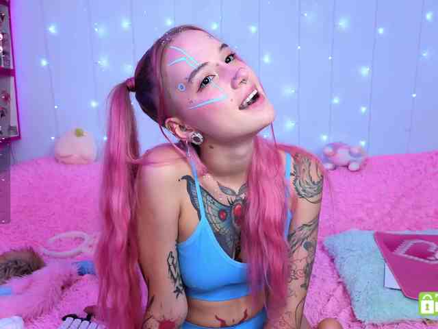 Ne_Sonia webcam