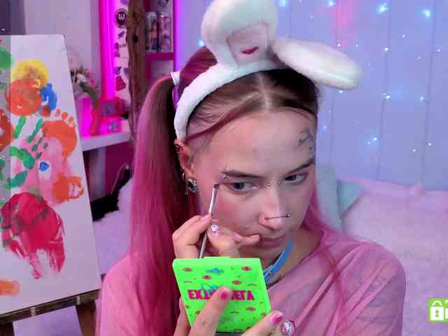 Ne_Sonia webcam