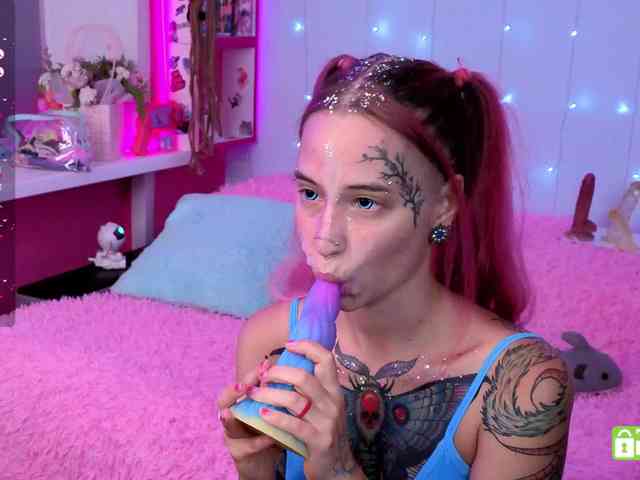 Ne_Sonia webcam